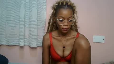 faizah_ online show from 05-16-26, 10:41