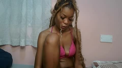 faizah_ online show from 05-23-26, 11:36