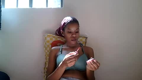 faizah_ online show from 07-24-26, 11:30