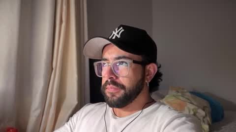 Snapshot of falconalfa chatting on 12-22-24, 05:12 falconalfa online show from 12-22-24, 05:12