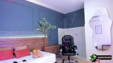 Megan    630  1330 -5 online show from 11-14-25, 12:15