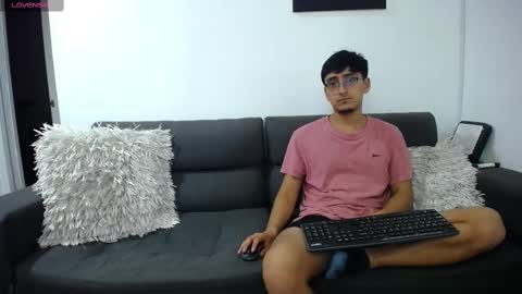 FallGays online show from 03-04-25, 01:23