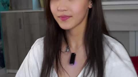 Snapshot of fallingflower chatting on 02-22-25, 07:47 Kim online show from 02-22-25, 07:47