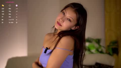 Snapshot of fallingflower chatting on 10-14-25, 02:18 Kim online show from 10-14-25, 02:18