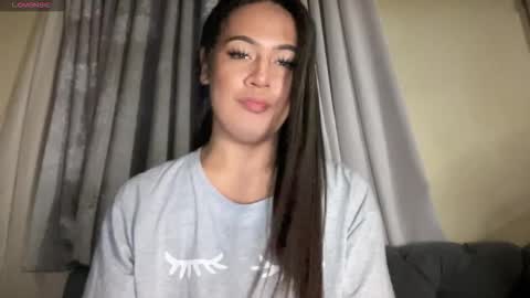 callmecindy online show from 11-17-25, 06:35