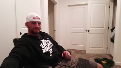 Daddy online show from 10-10-25, 08:46