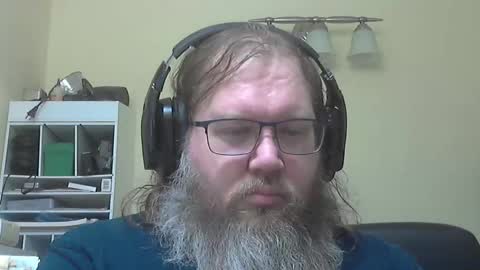 Snapshot of falso_aleatorio chatting on 12-21-25, 03:57 Fake Random online show from 12-21-25, 03:57