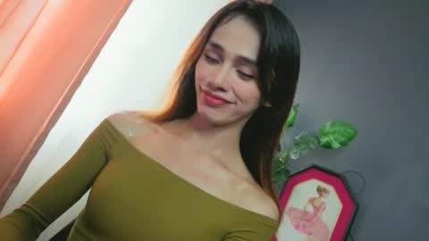 Alexandra x Alexandro online show from 10-27-25, 07:45