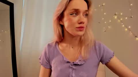 fancyamelia online show from 09-19-25, 12:28