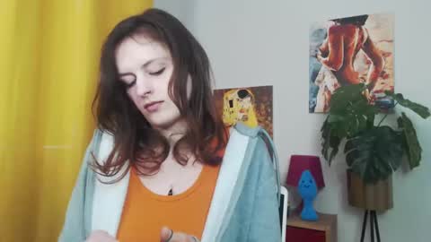 Nadine online show from 03-06-25, 09:25