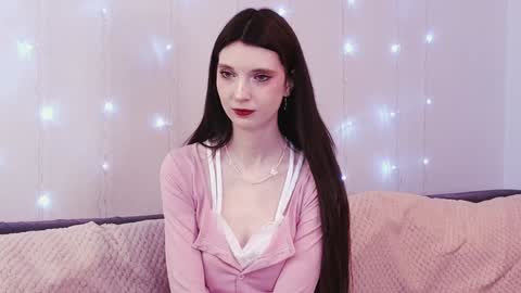 Kim online show from 01-16-25, 04:18