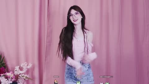 Kim online show from 01-26-25, 07:09