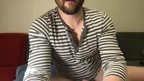 Snapshot of fantacyland chatting on 12-26-24, 10:09 Alex online show from 12-26-24, 10:09