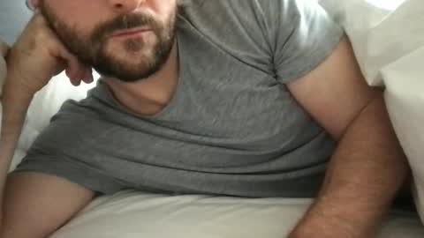 Snapshot of fantacyland chatting on 09-19-25, 08:38 Alex online show from 09-19-25, 08:38