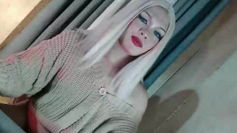 Snapshot of fantasticcock69_daniella chatting on 02-03-26, 11:32 DANIELLA - DONT FORGET TO GIVE ME A THUMBSU UP online show from 02-03-26, 11:32