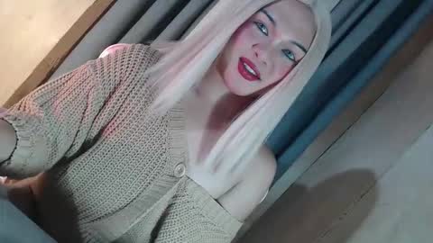 Snapshot of fantasticcock69_daniella chatting on 02-07-26, 11:19 DANIELLA - DONT FORGET TO GIVE ME A THUMBSU UP online show from 02-07-26, 11:19