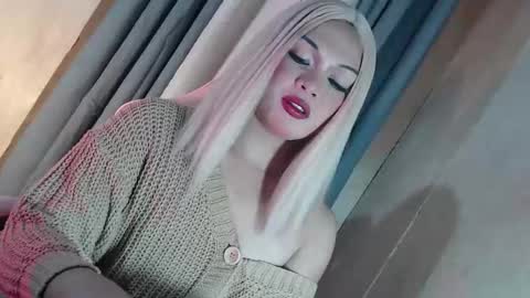 Snapshot of fantasticcock69_daniella chatting on 03-06-26, 10:28 DANIELLA - DONT FORGET TO GIVE ME A THUMBSU UP online show from 03-06-26, 10:28