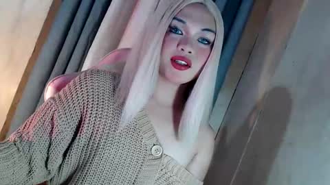 Snapshot of fantasticcock69_daniella chatting on 03-15-26, 08:09 DANIELLA - DONT FORGET TO GIVE ME A THUMBSU UP online show from 03-15-26, 08:09