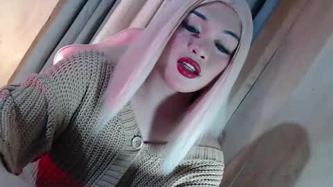 DANIELLA - DONT FORGET TO GIVE ME A THUMBSU UP online show from 06-02-26, 12:45