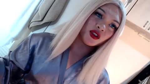 DANIELLA - DONT FORGET TO GIVE ME A THUMBSU UP online show from 07-13-26, 12:52
