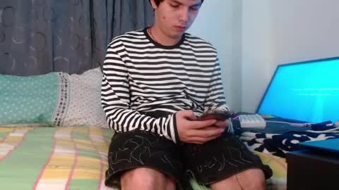 Snapshot of fantasyandsdreams chatting on 05-18-26, 11:43 fantasyandsdreams online show from 05-18-26, 11:43