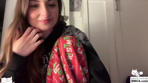 Snapshot of fantasyella chatting on 06-05-26, 06:52 Ella online show from 06-05-26, 06:52