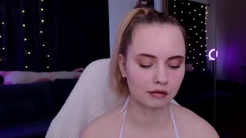 Snapshot of fantasymaria chatting on 05-29-26, 01:47 my name is Masha online show from 05-29-26, 01:47