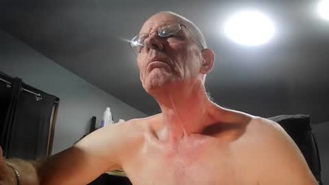 fantasyresort online show from 09-15-25, 03:06