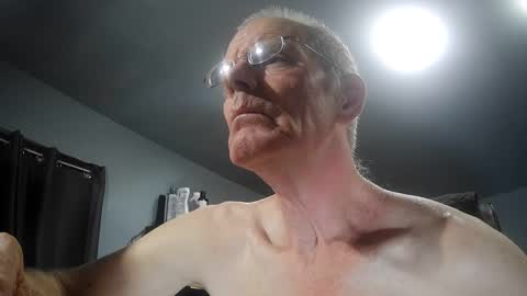 fantasyresort online show from 10-19-25, 03:07