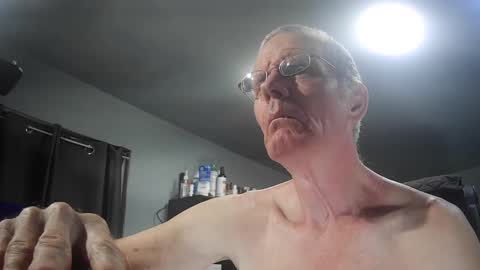 fantasyresort online show from 04-21-26, 03:02