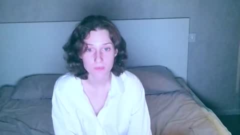 Kira online show from 10-19-25, 12:00