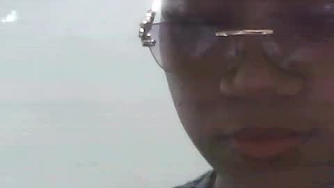 Snapshot of farianna_hot chatting on 04-27-26, 11:25 farianna_hot online show from 04-27-26, 11:25