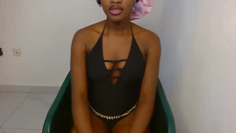 Snapshot of fariha_babyy chatting on 05-06-26, 07:13 Fariha online show from 05-06-26, 07:13