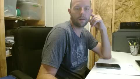 farmboy4720 online show from 02-14-25, 07:12