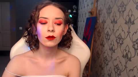 Fascinating   Eyes online show from 05-24-26, 06:24