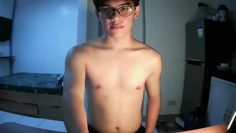 Snapshot of fastfucker_22 chatting on 05-16-26, 04:28 fastfucker_22 online show from 05-16-26, 04:28