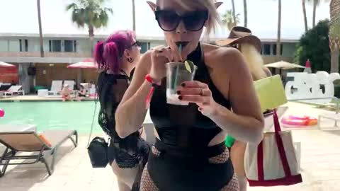  Lily  Waifu  online show from 04-22-26, 07:37