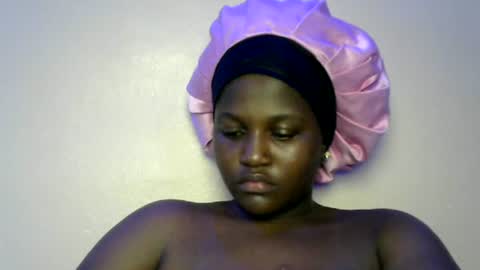 Snapshot of fatasspussy767 chatting on 07-07-26, 04:37 Fatass online show from 07-07-26, 04:37