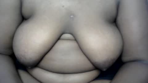 Snapshot of fatasspussy767 chatting on 07-11-26, 06:54 Fatass online show from 07-11-26, 06:54
