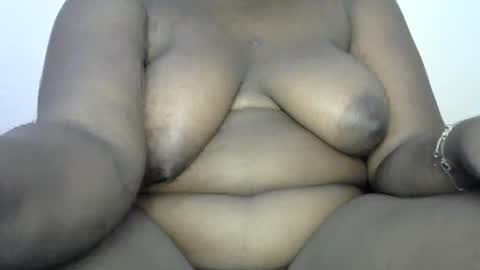 Snapshot of fatasspussy767 chatting on 07-15-26, 07:24 Fatass online show from 07-15-26, 07:24