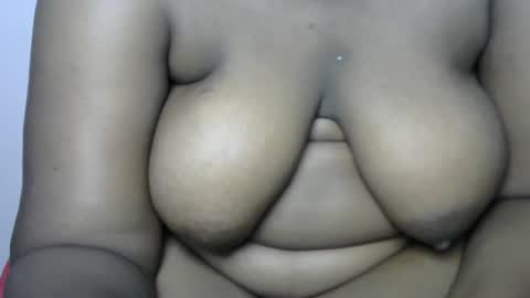 Snapshot of fatasspussy767 chatting on 07-20-26, 11:56 Fatass online show from 07-20-26, 11:56