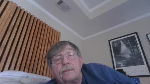 Snapshot of fatdickad chatting on 10-18-25, 03:35 fatdickad online show from 10-18-25, 03:35