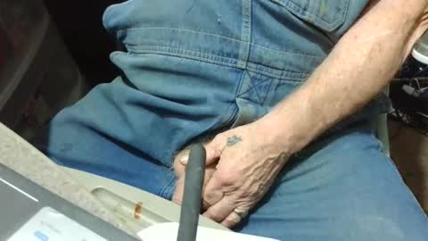 Fred. online show from 10-15-25, 06:46