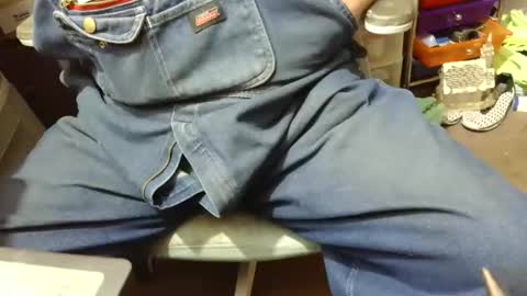 Fred. online show from 12-17-25, 01:11