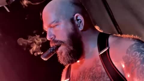 Snapshot of fatredneckpapa chatting on 03-04-26, 09:37 FAT PAPA online show from 03-04-26, 09:37