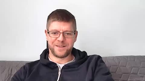 Snapshot of fattenmenow chatting on 11-16-25, 12:33 fattenmenow online show from 11-16-25, 12:33