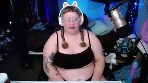 Snapshot of fatveronica chatting on 02-07-25, 06:24 FatVeronica online show from 02-07-25, 06:24