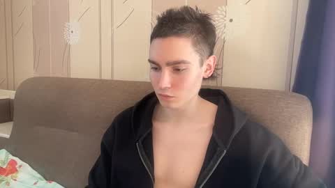 Faust online show from 04-11-26, 12:42