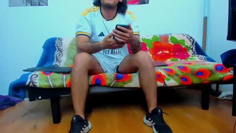 Snapshot of favid95 chatting on 04-29-26, 05:30 favid95 online show from 04-29-26, 05:30