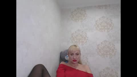 Snapshot of favorite_angel chatting on 01-18-25, 02:03 favorite_angel online show from 01-18-25, 02:03